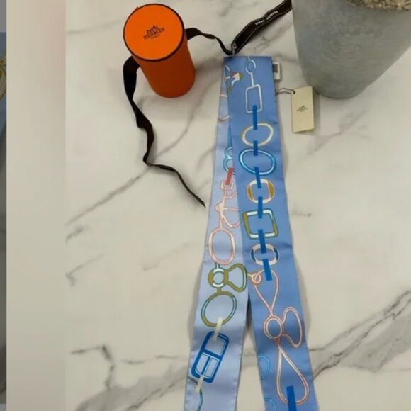 HERMES twilly NWT and tube - Picture 5 of 5